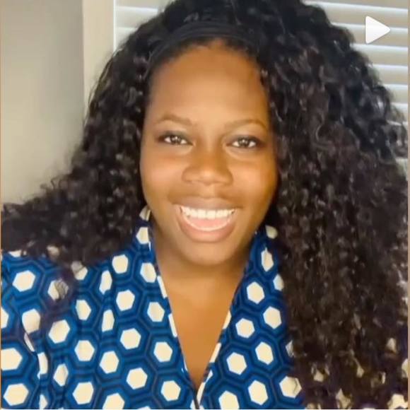 Meet your Posher, Ayana - Picture 1 of 1